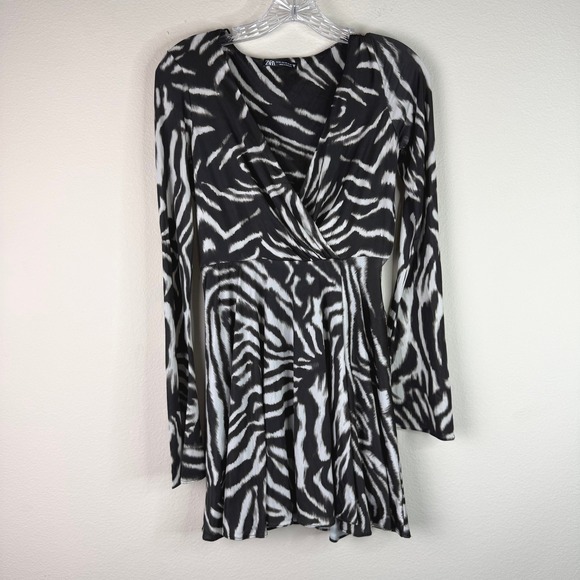 Zara Dresses & Skirts - Zara Dress Womens XS Zebra Print Surplice V-Neck Long Sleeve Mini Fit & Flare